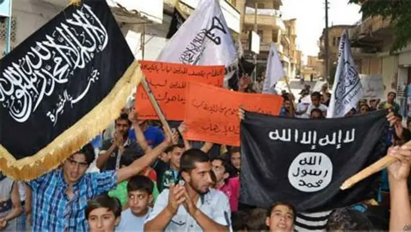 "Фронт Нусра" угрожает Западу из-за авиаударов по ИГ