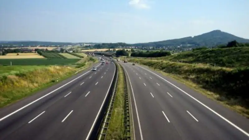 В республике построят 4600 километров автодорог