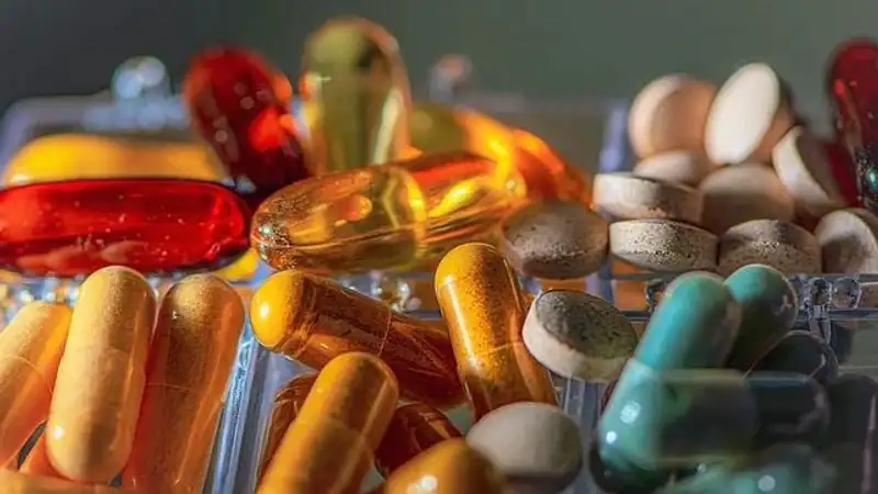 Какие витамины не рекомендуют принимать без назначения врача