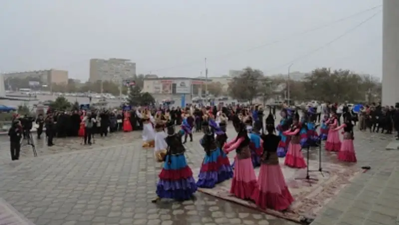 Победитель театрального фестиваля в Актау получит миллион тенге от акима области