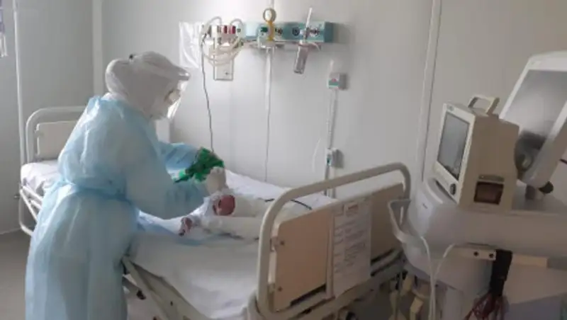 10-месячного ребенка вылечили от COVID-19 в Туркестанской области