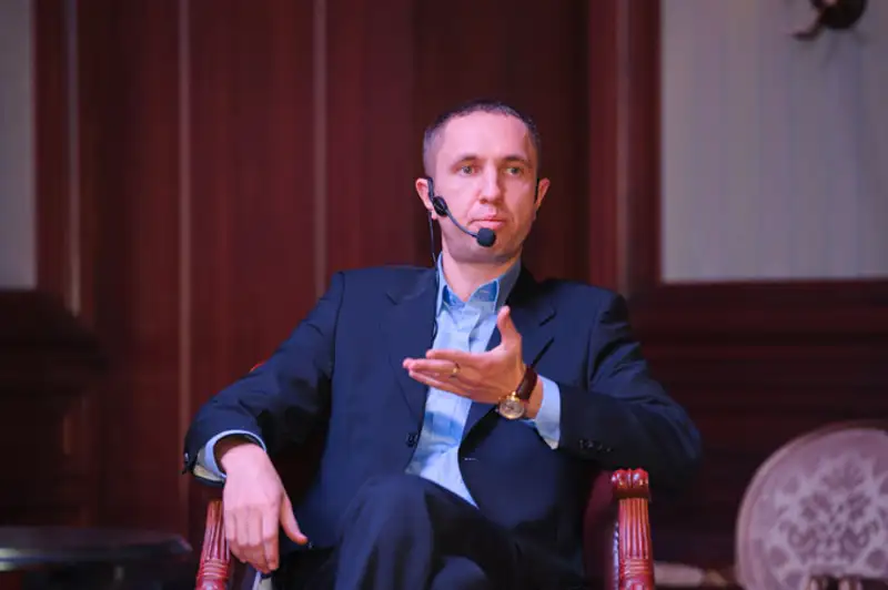 Компьютерный гигант Lenovo выходит на рынок смартфонов Казахстана, фото - Новости Zakon.kz от 11.11.2013 16:06