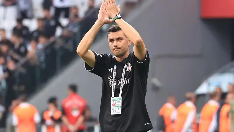 Один из лучших снайперов турецкого футбола возглавил "Бешикташ"