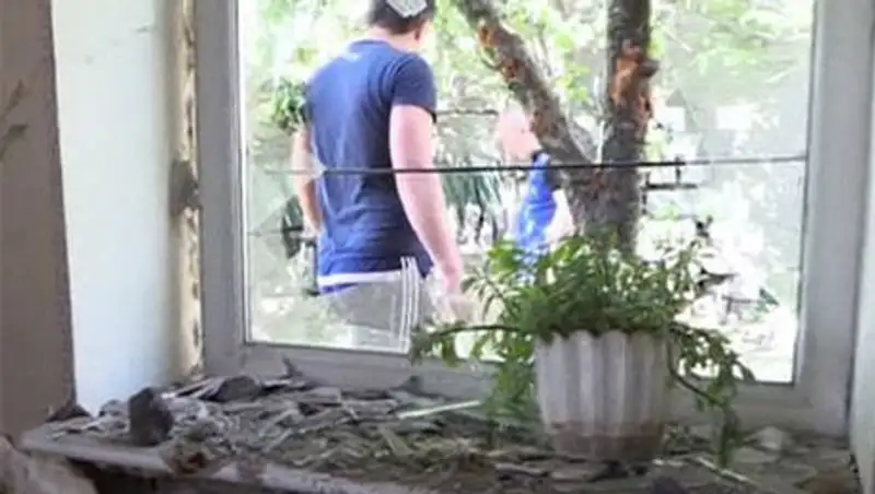 Обстрел Горловки: снаряд попал в жилой дом