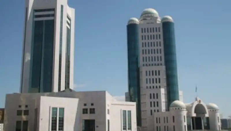 Парламент принял поправки в закон по вопросам интеллектуальной собственности