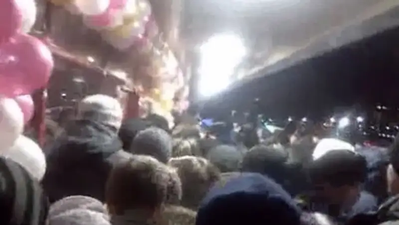 Карагандинцы штурмом берут еще один супермаркет