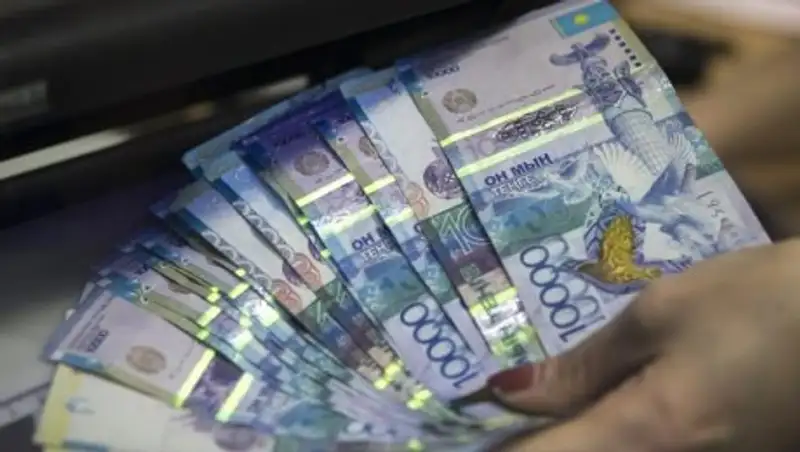 О борьбе с выводом денег из страны рассказал Акишев