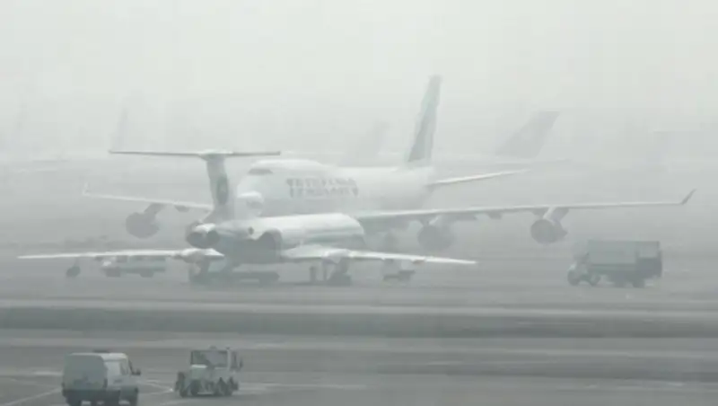 В аэропорту Алматы из-за тумана задержаны 9 авиарейсов, 16 отменены