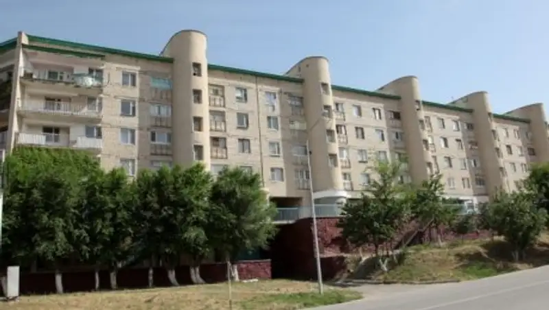 70 семей города горняков Жанатаса встретили Новый год в новых квартирах