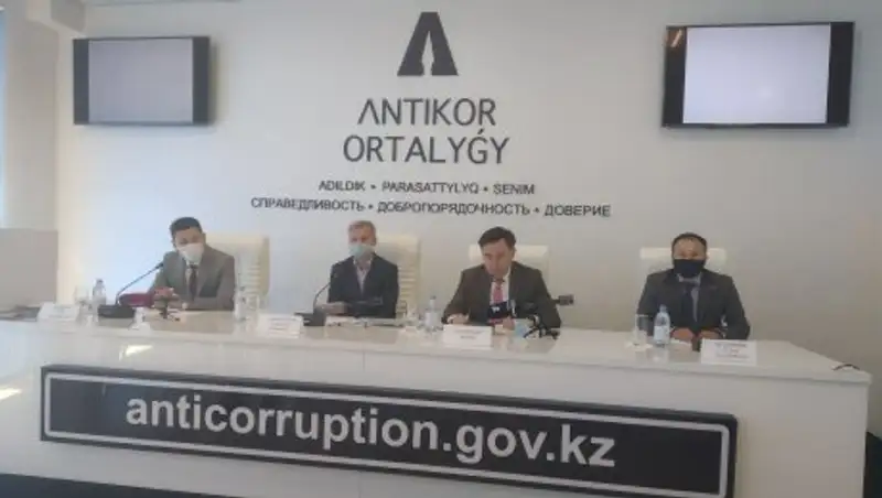 Антикоррупционные книги, написанные простым языком, презентовали в службе