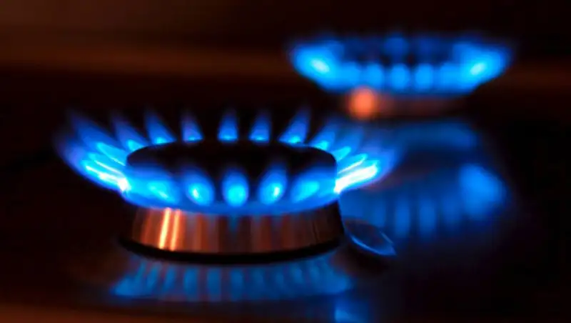 А у нас в квартире газ: аким Нур-Султана рассказал, как проводят голубое топливо к частному сектору