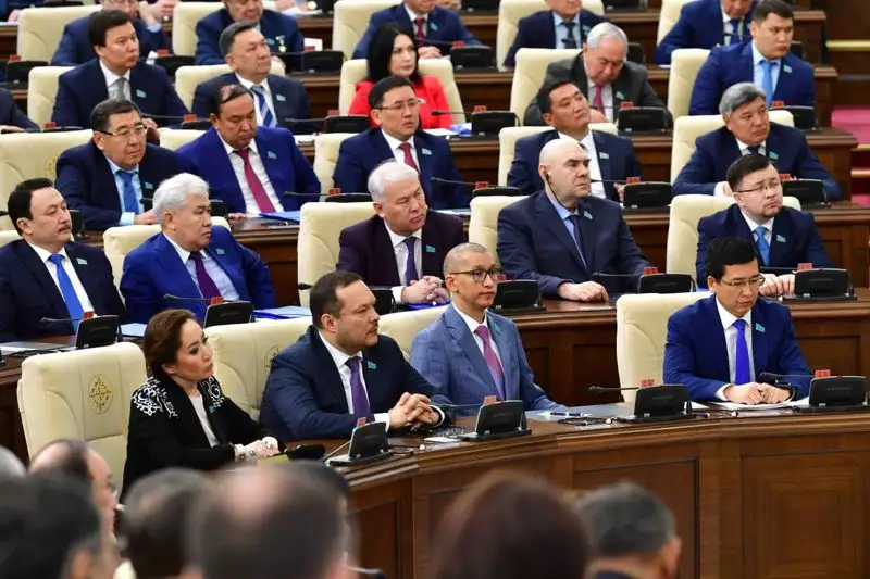 Токаев выступил на первой сессии Парламента нового созыва – текстовая трансляция, фото - Новости Zakon.kz от 29.03.2023 10:01