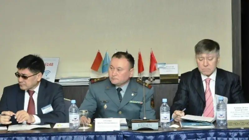 Казахстан договаривается о взаимной поставке вооружения с четырьмя странами