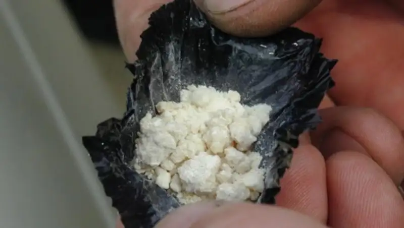 67-летняя жительница Акмолинской области вовлекла в торговлю наркотиками свою семью