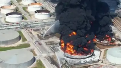 пожар на НПЗ в США, фото - Новости Zakon.kz от 25.08.2023 23:01