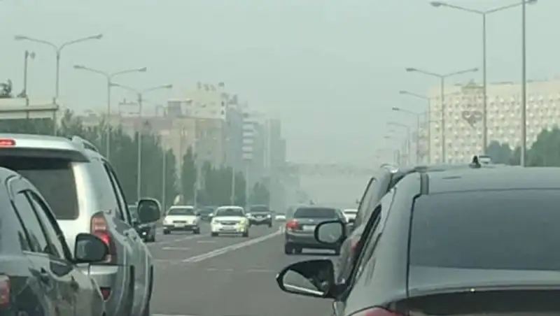 Дым в Нур-Султане: высокого загрязнения не зафиксировано