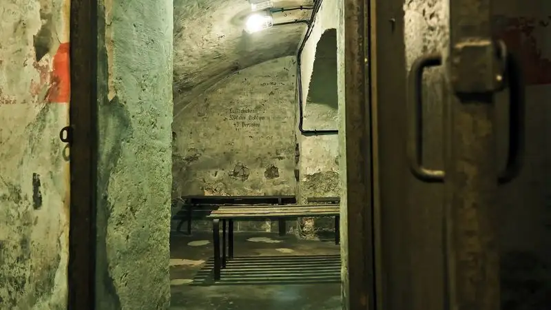 Ситуация в Украине: четверть бомбоубежищ оказались непригодными, в Киеве снесли памятник Космодемьянской