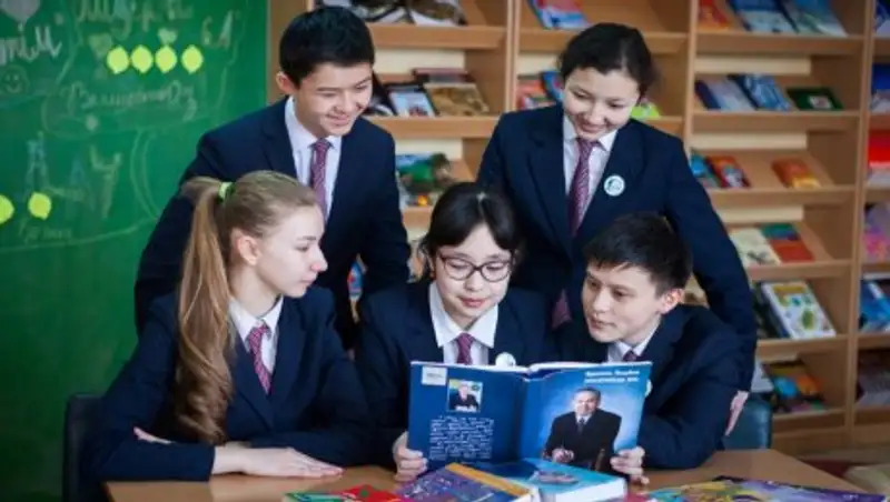 Гранты Первого Президента – для обучения в Интеллектуальных школах страны