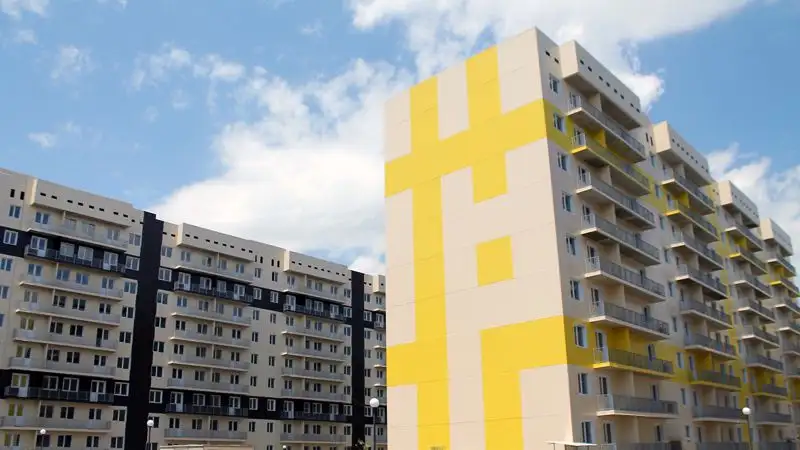 Жилищный вопрос: в одном из ЖК Алматинской области в подвалах устроили незаконный хостел