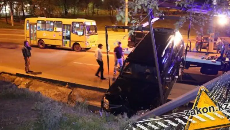 ДТП в Алматы: госпитализированы трое маленьких детей