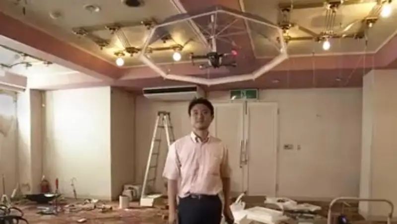 В Японии изобрели летающий зонт