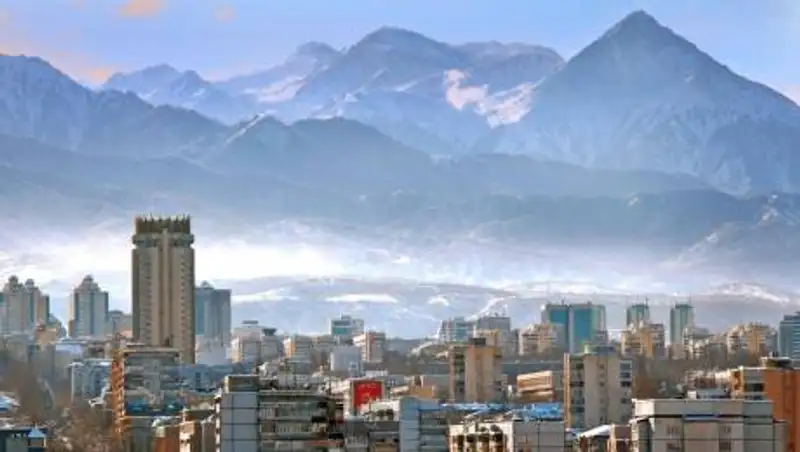 Информацию о закрытии Алматы прокомментировал Бекшин