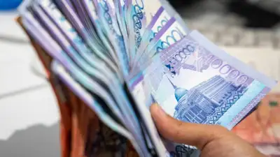 О каких нюансах надо знать перед оформлением потребительских кредитов, фото - Новости Zakon.kz от 27.07.2023 12:35