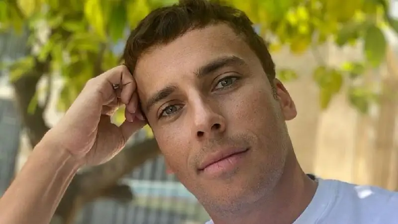 Министр культуры и информации: Меня больше интересует отмена концертов наших артистов