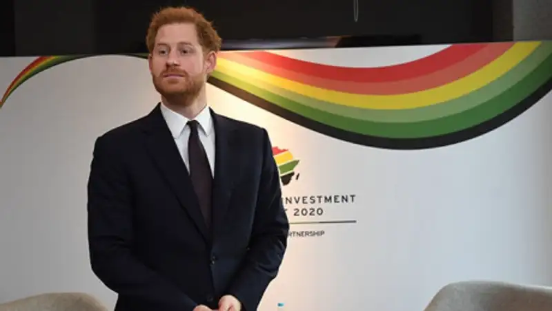 Внук Елизаветы II Гарри попросил не называть его принцем