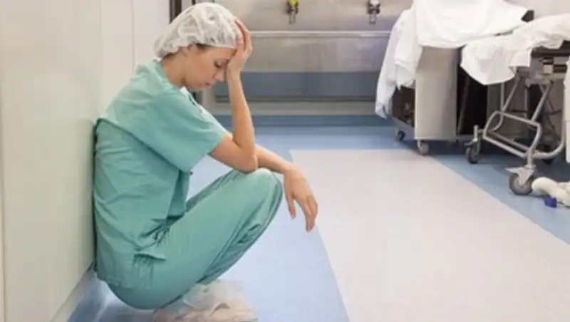 В роддоме Атырау женщина родила двойняшек и умерла