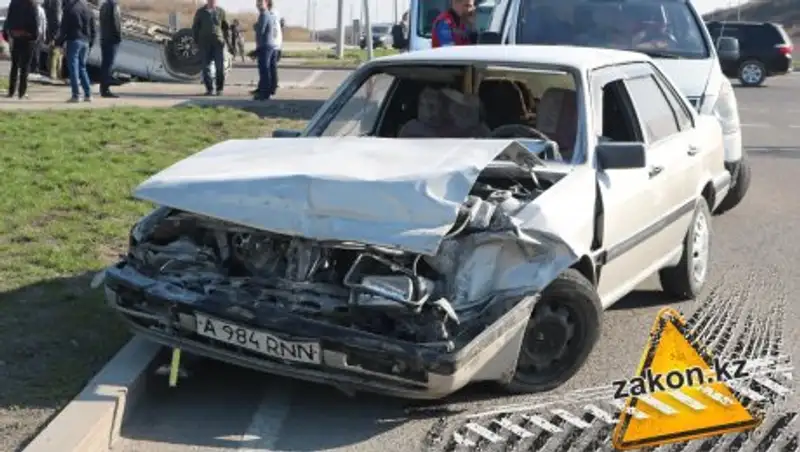 В Алматы в результате ДТП пострадали двое детей