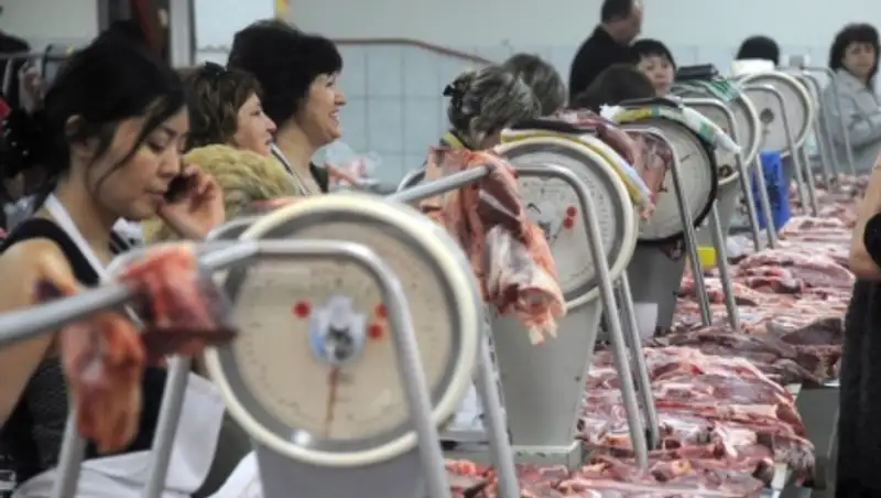 В Усть-Каменогорске мясо продают с нарушениями санитарных норм