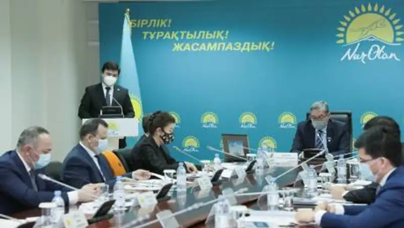 Вопросы законодательной поддержки МСБ обсудили в Nur Otan