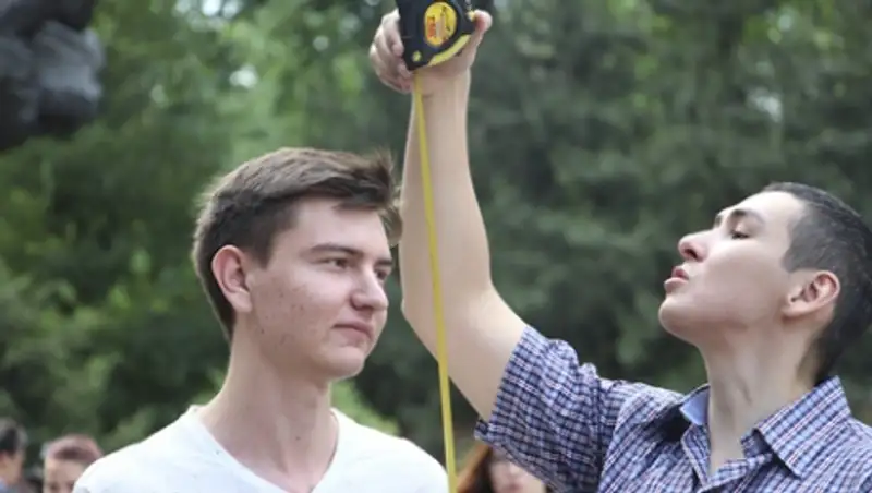 Самые высокие люди встретились в Алматы