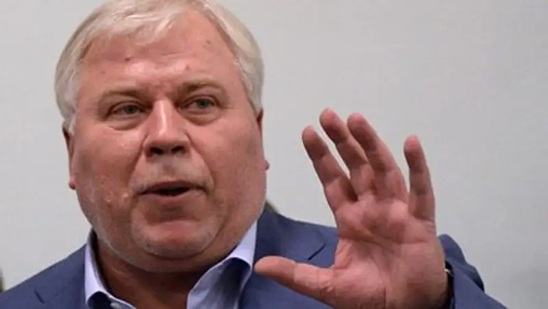 Фильм про Сноудена снимут по роману Кучерены