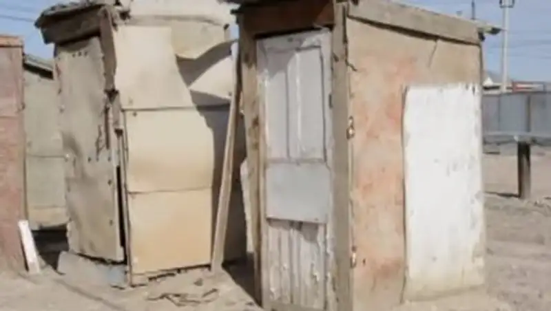 В многоэтажке Кызылорды нет канализации и водопровода