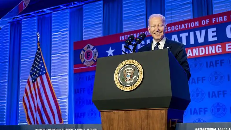 Джо Байден официально заявил о выдвижении своей кандидатуры на пост президента