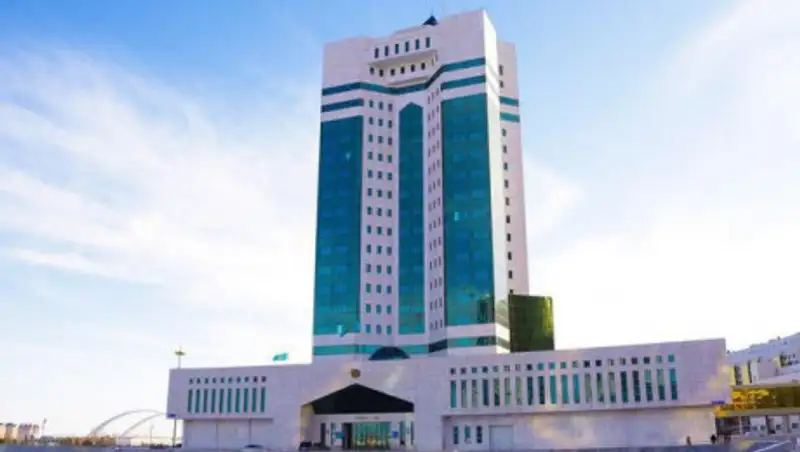 Новые министры принесли присягу