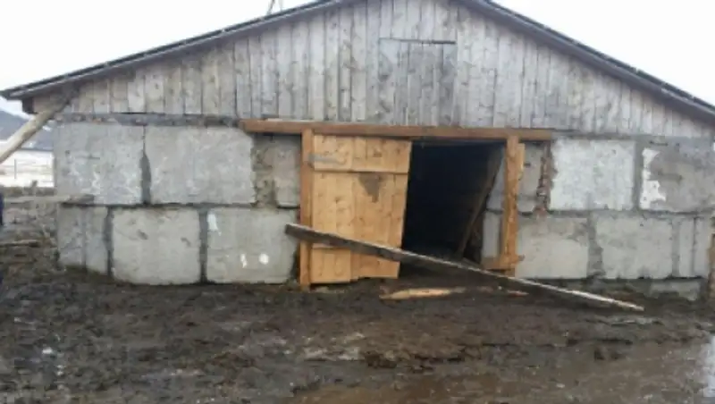 В Катон-Карагайском районе ВКО произошел самопроизвольный сход талых вод