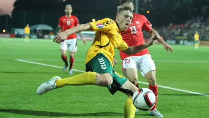 Как играли легионеры казахстанской футбольной премьер-лиги в отборе на Евро-2016