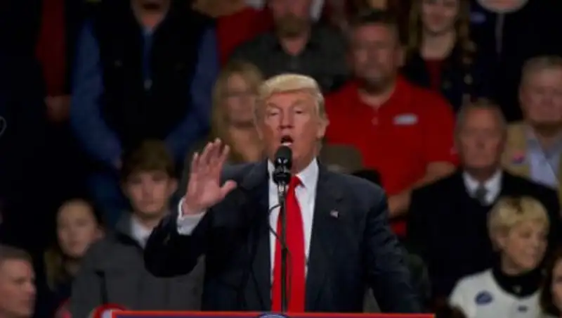 Трамп усомнился в необходимости уважать территориальную целостность Китая