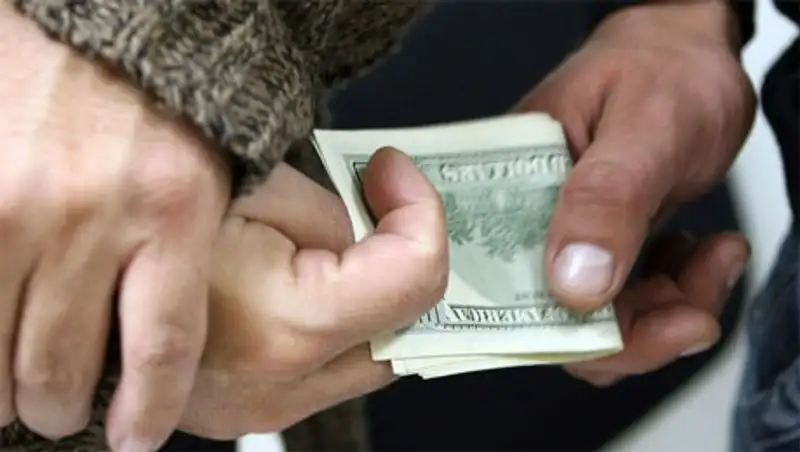 Сотрудник «АстанаЭнергоСервис» подозревается в попытке получения взятки