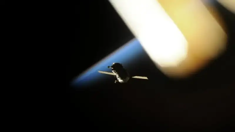 По расчетам, "Прогресс" сгорел над Тихим океаном