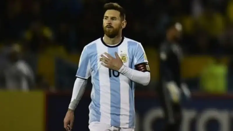 Месси и Агуэро сыграют с первых минут матча Аргентина-Хорватия