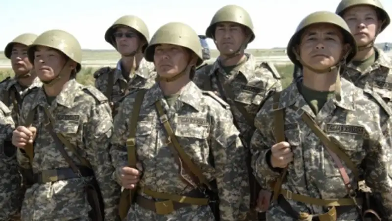 Приговоры военным-коррупционерам будут оглашать на плацу