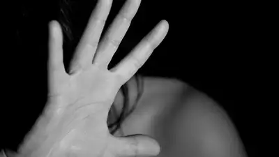 Житель Экибастуза кочергой избил жену , фото - Новости Zakon.kz от 27.09.2023 05:33