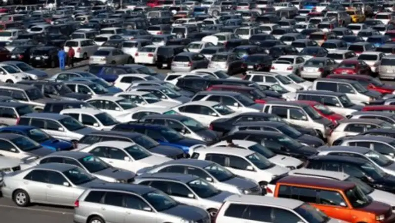 Количество легковых автомобилей увеличилось за 10 лет вдвое