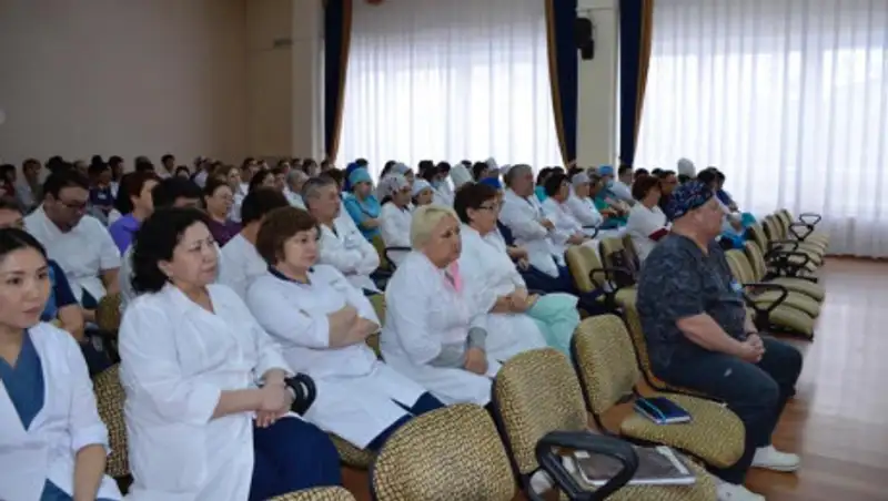 Это была ошибка – главврач больницы Павлодарской области о своем приказе