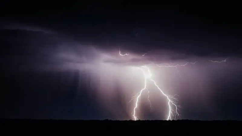 В Алматы и ряде областей ожидается гроза