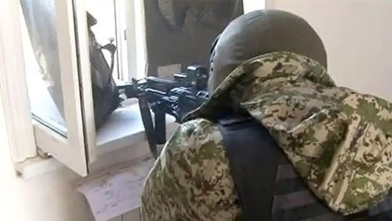 В частном доме в Махачкале блокированы боевики